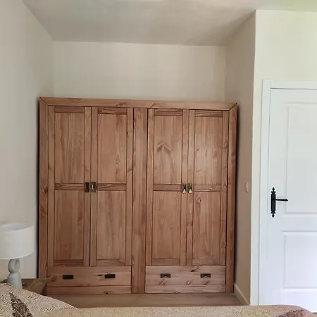 Bonita Casa Blanca En El Bosque. قرطبة