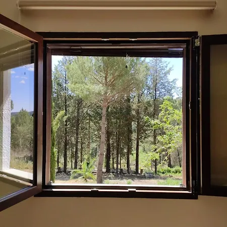 Bonita Casa Blanca En El Bosque. Cordoue
